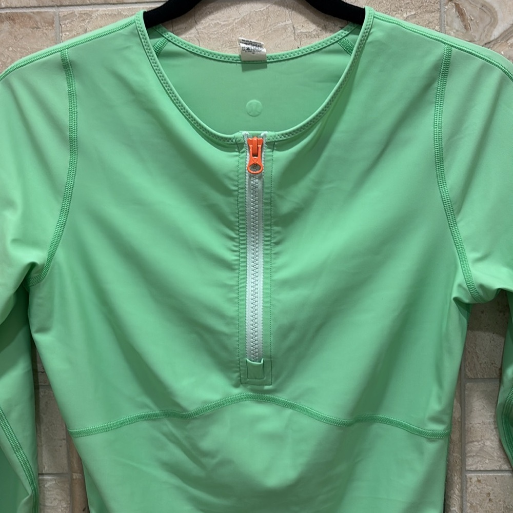 Lululemon Long Sleeve Sun Shirt Size 8 - Picture 2 of 8